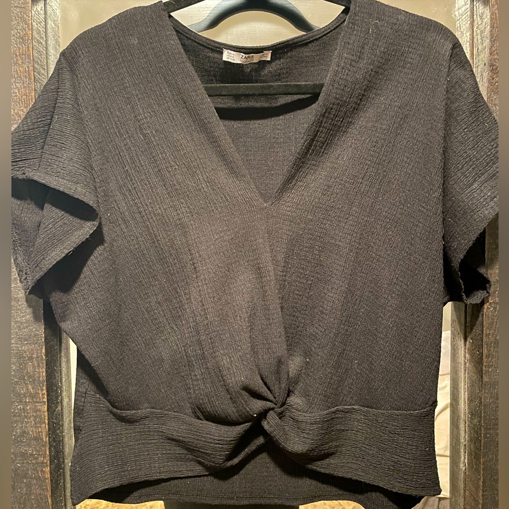 Zara Twist Knot Crop top -black